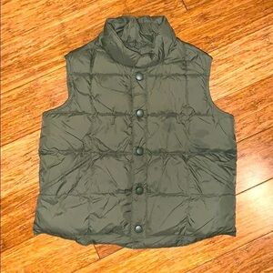 NEW LANDS END Puffer Vest Olive Green sz 4